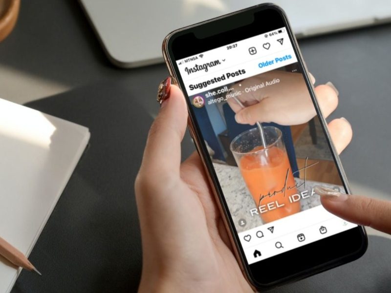 Πώς να προσθέσετε θέματα στους τροχούς σας στο Instagram